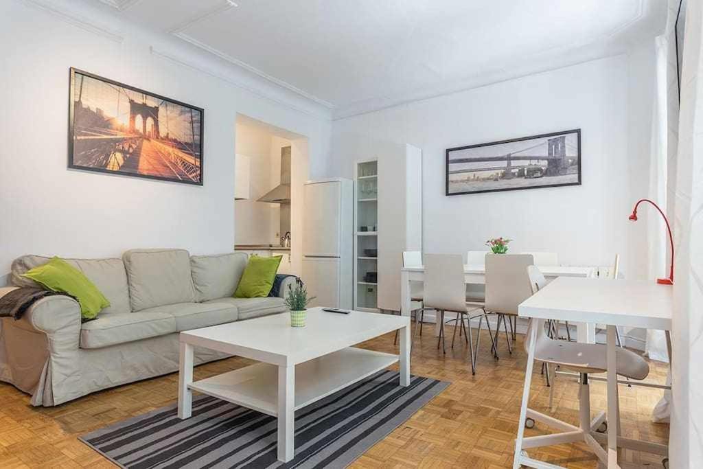 Apartamento Confortable En Atocha Daire Madrid Dış mekan fotoğraf