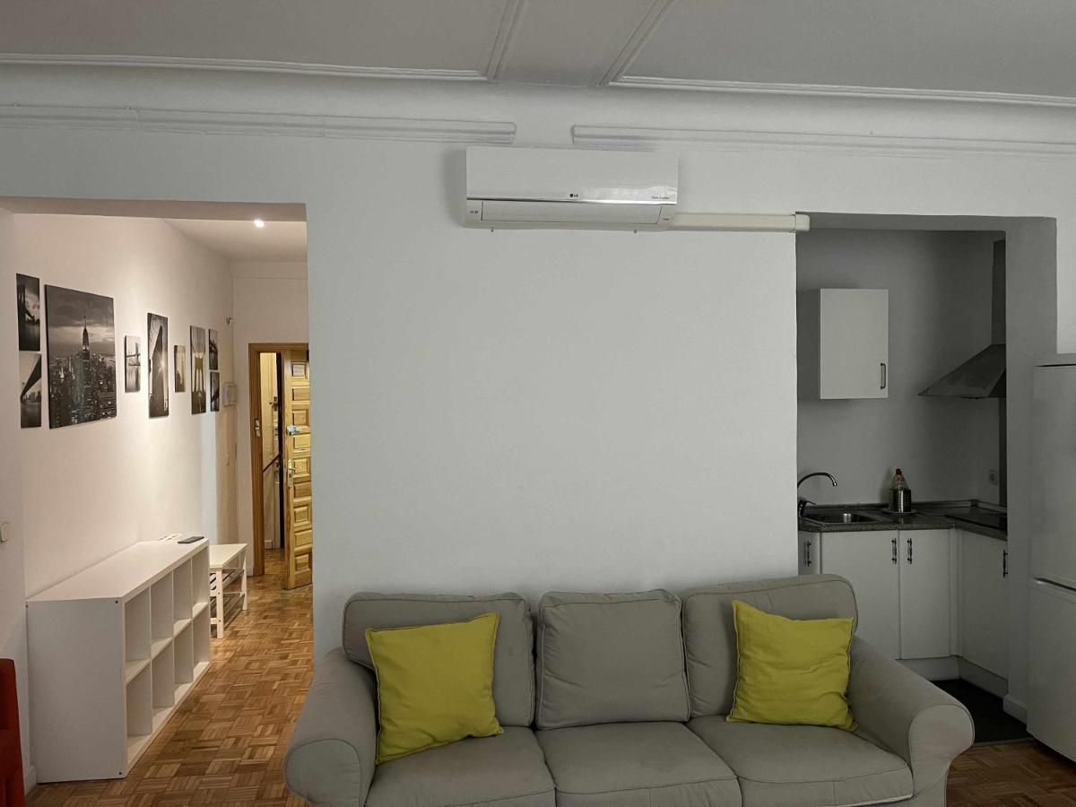 Apartamento Confortable En Atocha Daire Madrid Dış mekan fotoğraf